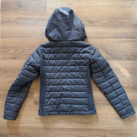 Superdry Mountain Goods Kids Medium Charcoal Grey Hooded Puffer Jacket Quilted - Picture 4 of 4